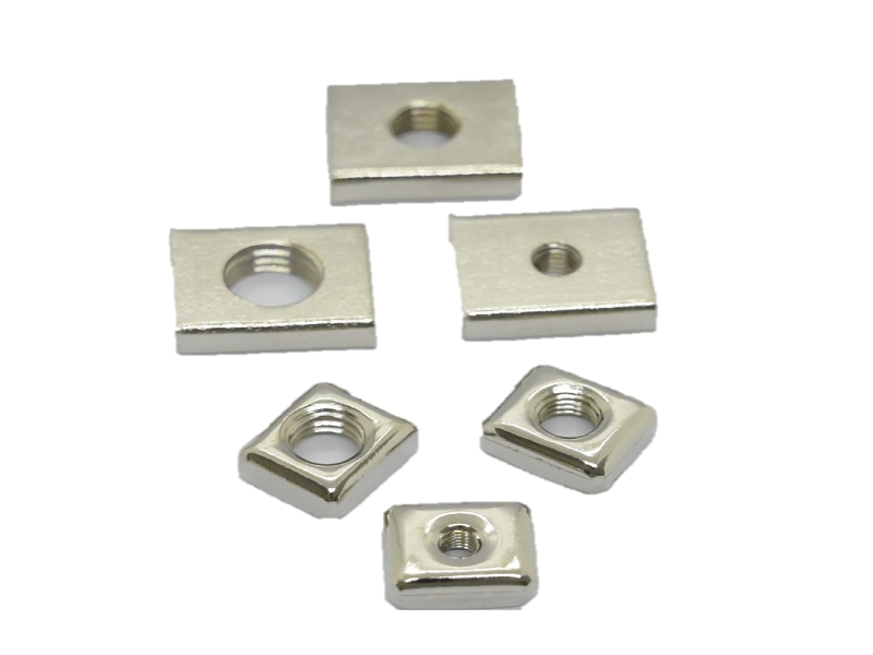 崁入式彈片螺帽